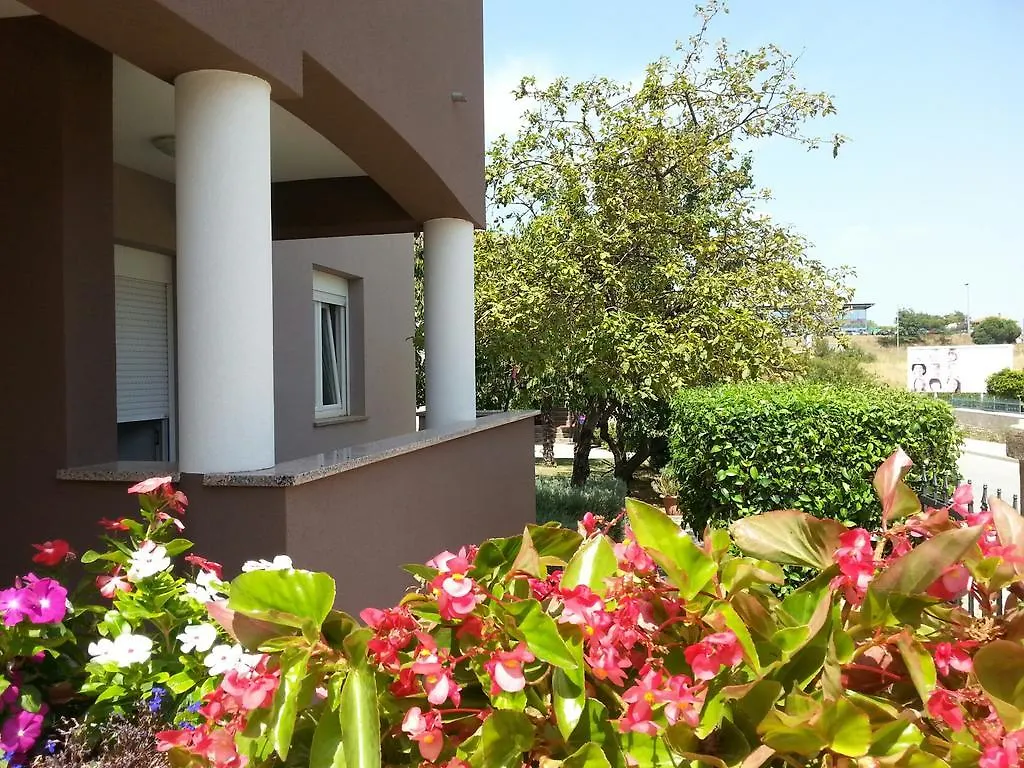 Apartments Ema Pula